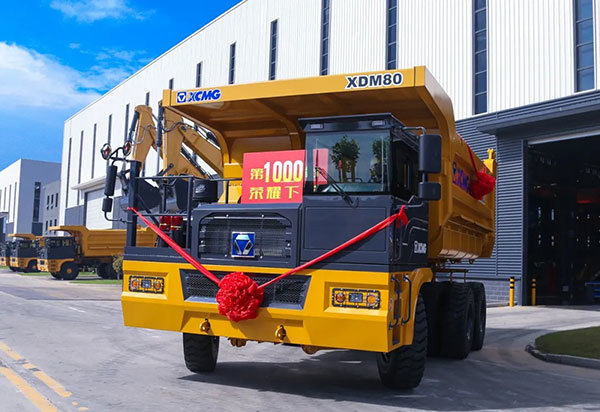 Moment of Glory! The 1,000 th XCMG Mining Truck XDM80 rolled off factory Line
